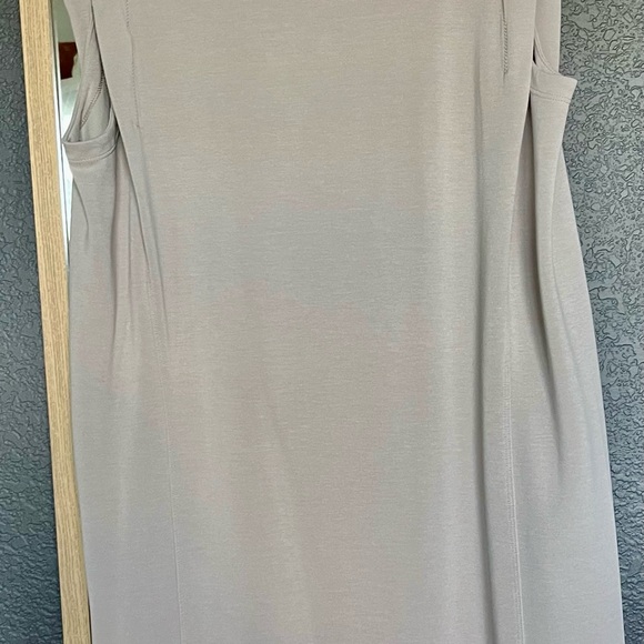 Beautiful Athleta dress - Picture 2 of 7